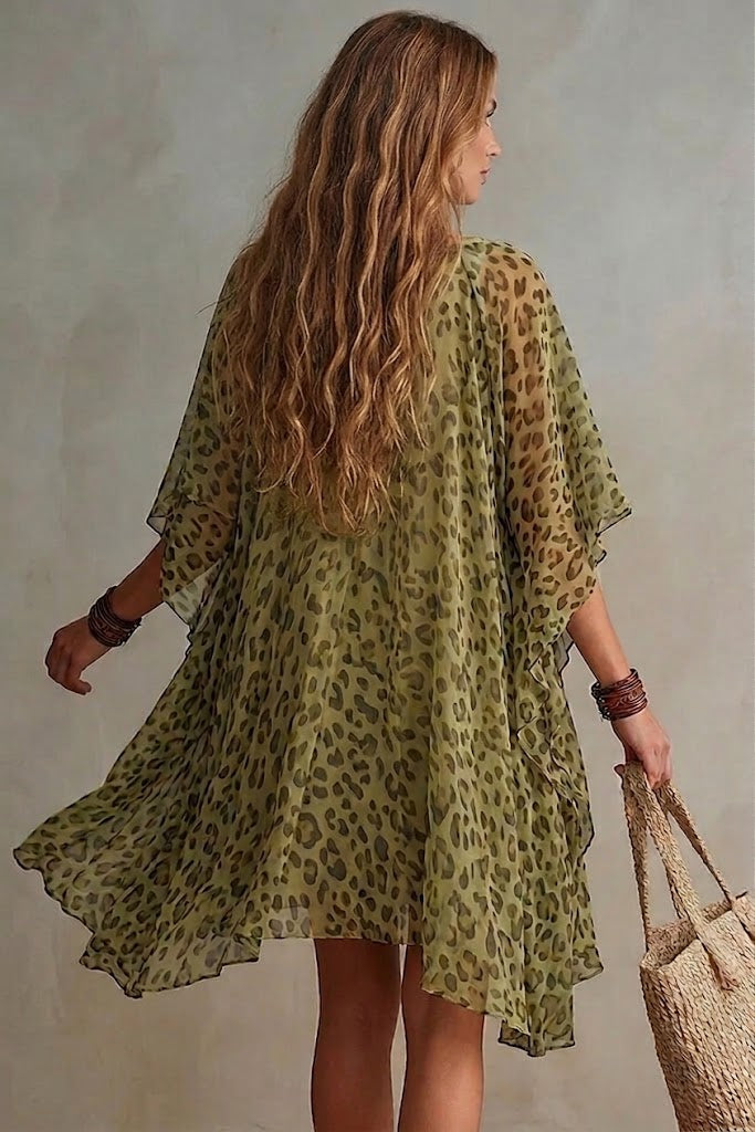 Vestido de gasa con estampado de leopardo, de corte holgado y escote en V