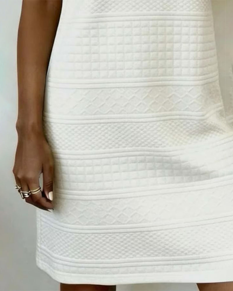 Elena | Vestido recto con tres botones